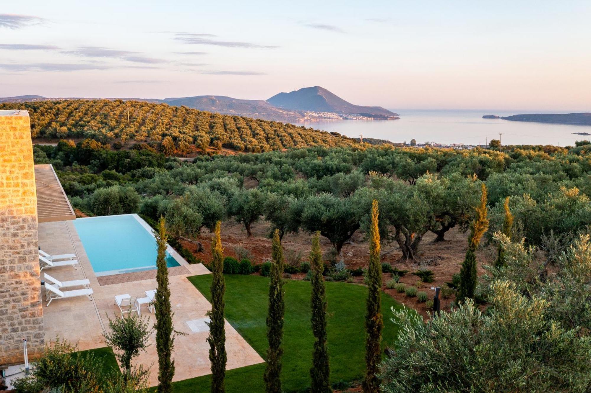 Villa Messinian Nest à Gialova Extérieur photo
